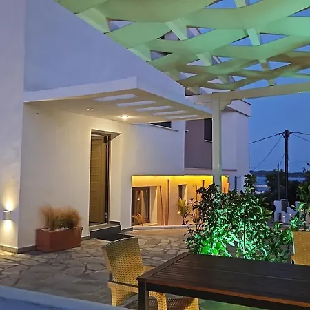 Mpl & Maisonettes * Limenaria (Thasos)