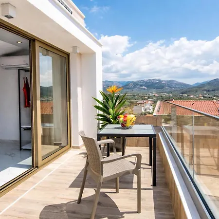 Mpl & Maisonettes Limenaria (Thasos)