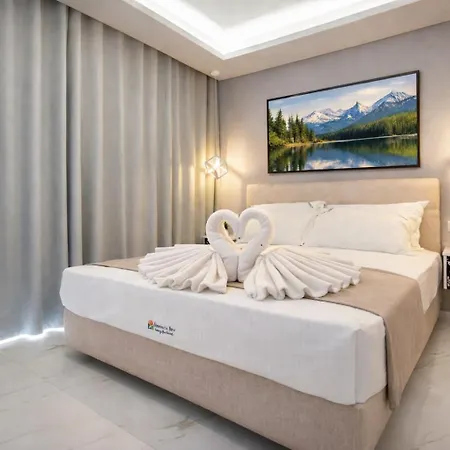 Mpl & Maisonettes Апартхотел