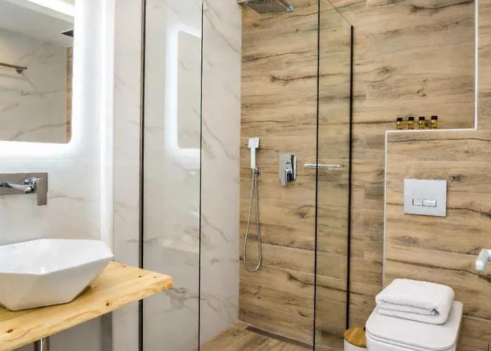 Mpl & Maisonettes Aparthotel 3*